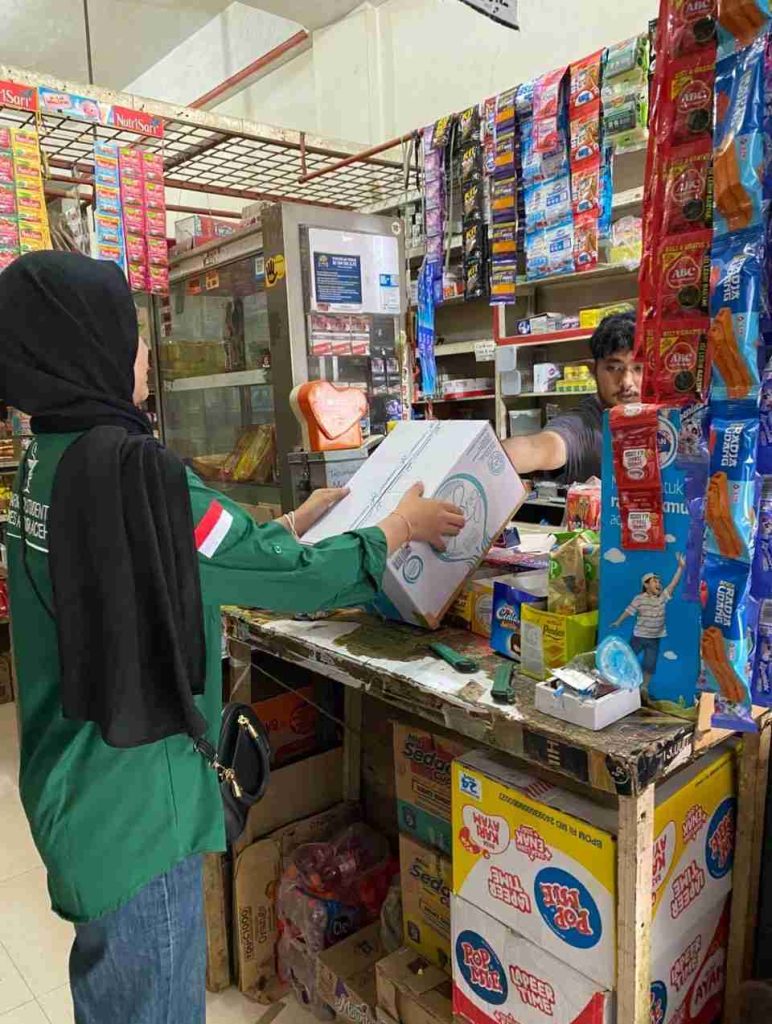 Mahasiswa STIKes Assyifa Aceh Gelar Penggalangan Dana untuk Korban Banjir Bandang di Aceh