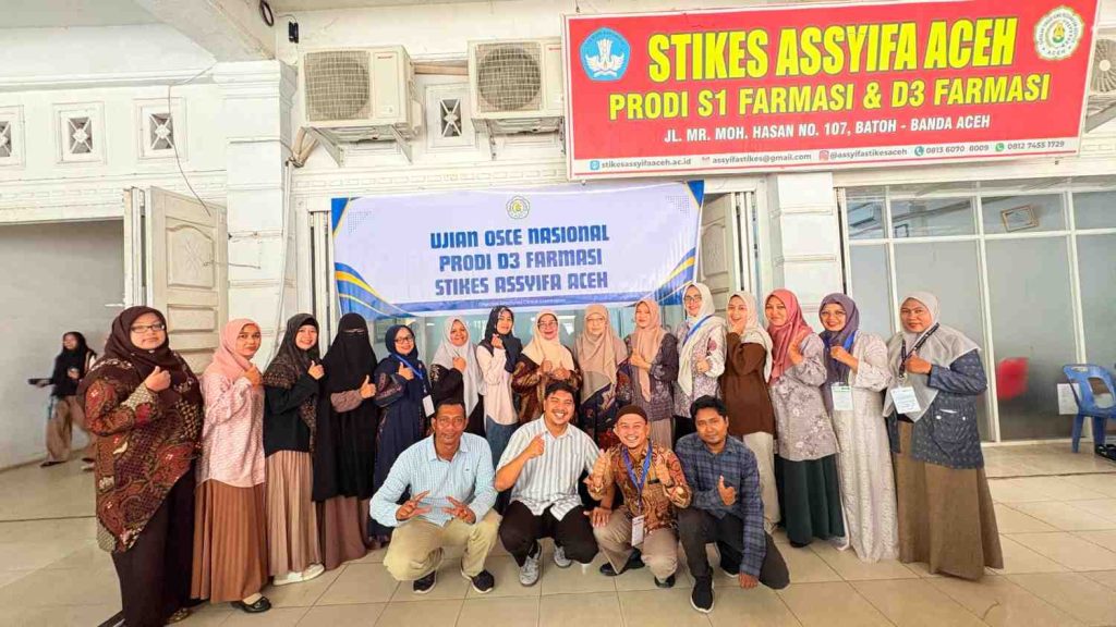 Mahasiswa D3 Farmasi STIKes Assyifa Aceh Ikuti Ujian OSCE Tahun 2026