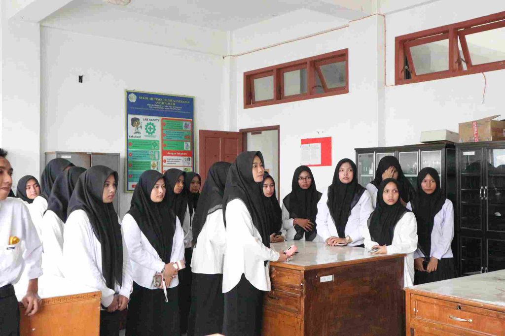 Hari Kedua PKKMB STIKes Assyifa Aceh Tahun Akademik 2026/2027 Berlangsung dengan Semangat